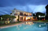 Le Roux Guest House